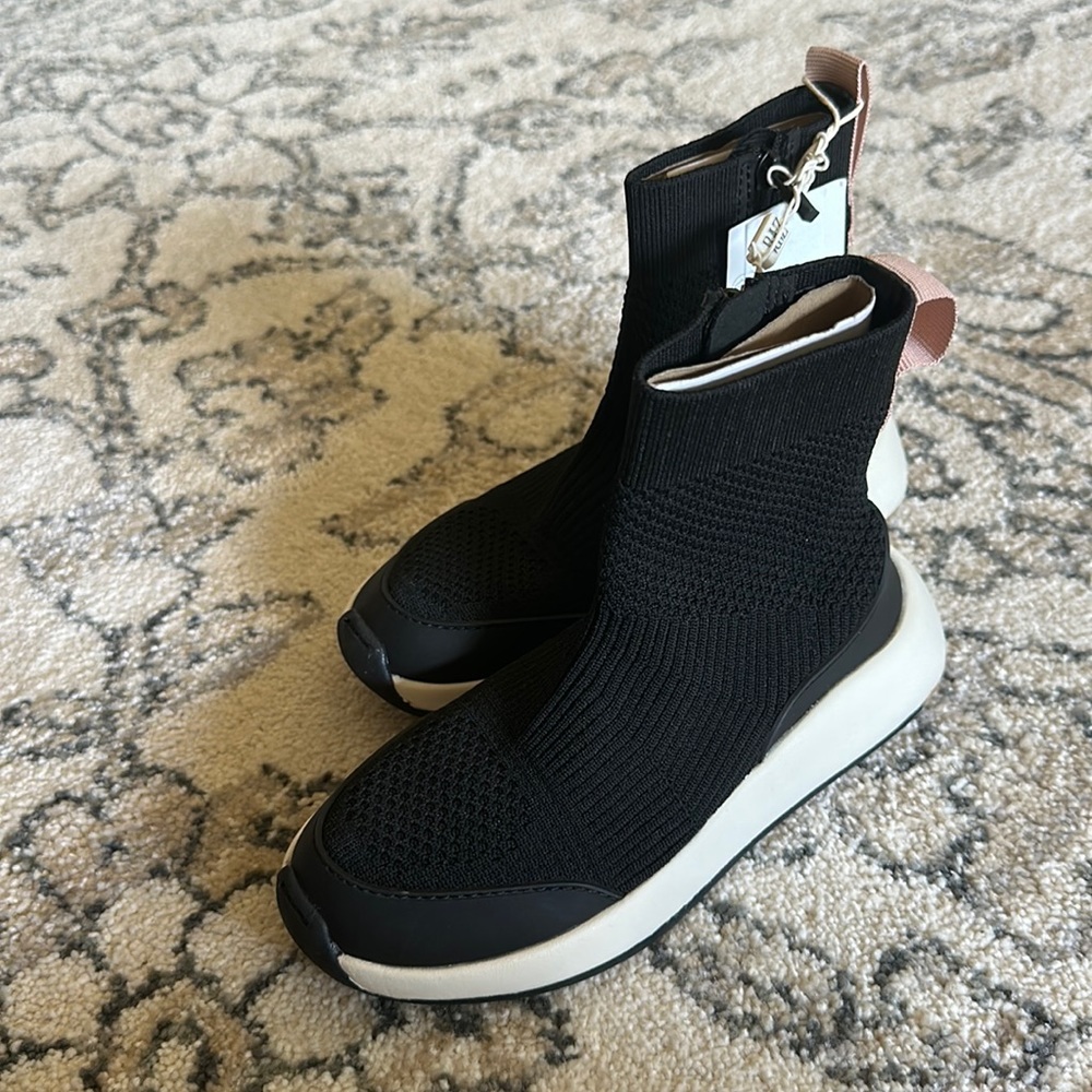 ZARA Kids | Black | Sock Style High Tops size 30